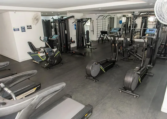 Apartamento de alto padrão em Pitangueiras, no Capitania Varam, 50mts da praia! Guarujá